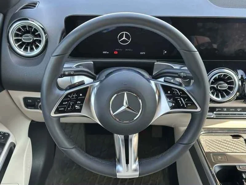 2024 Mercedes-Benz EQB - Image 15 of 20