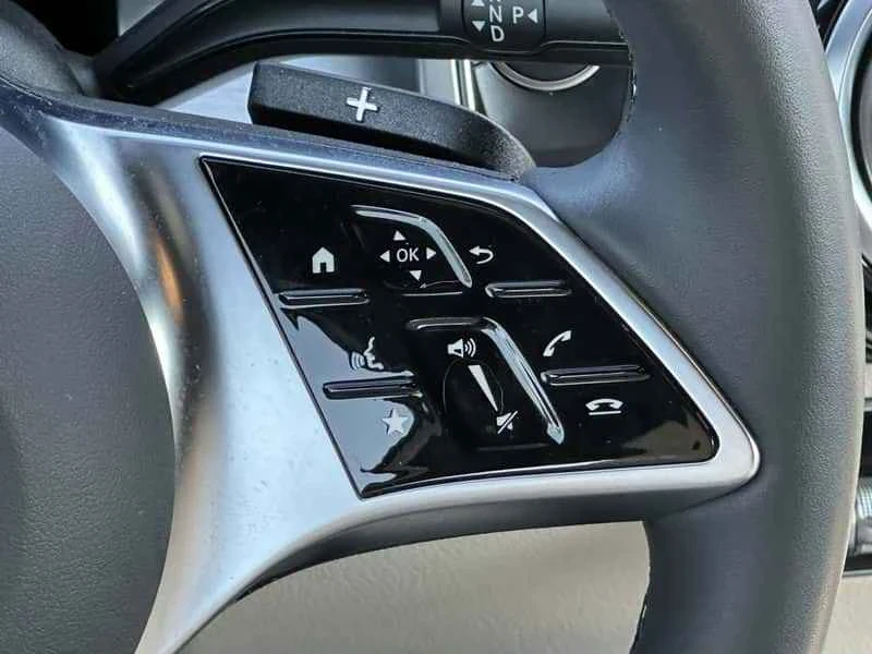 2024 Mercedes-Benz EQB - Image 17 of 20