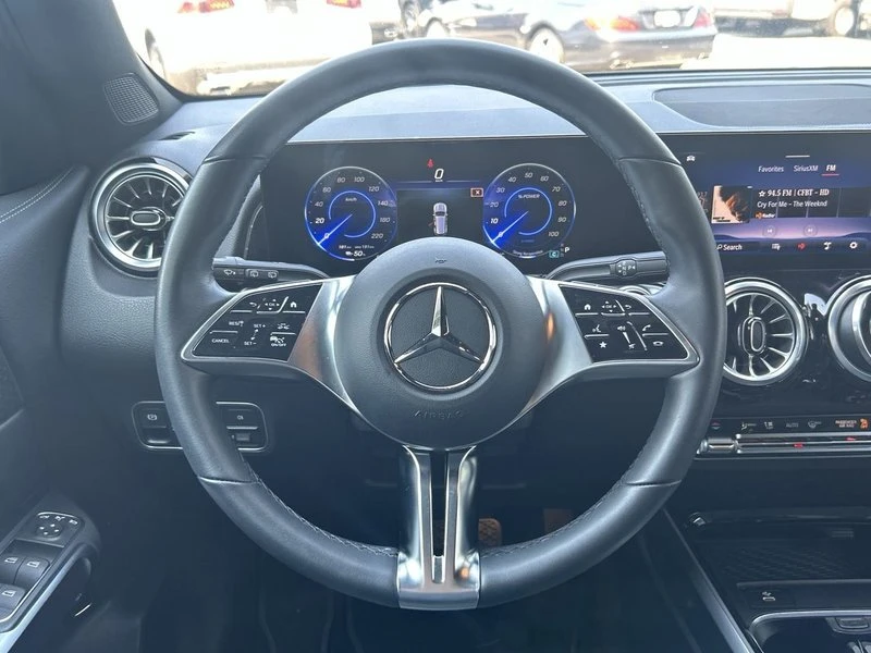 2024 Mercedes-Benz EQB - Image 9 of 20