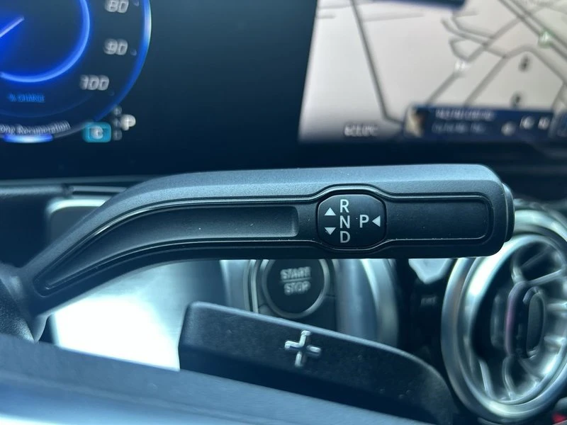 2024 Mercedes-Benz EQB - Image 15 of 20