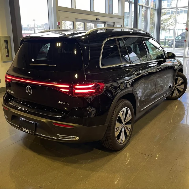 2024 Mercedes-Benz EQB - Image 10 of 15