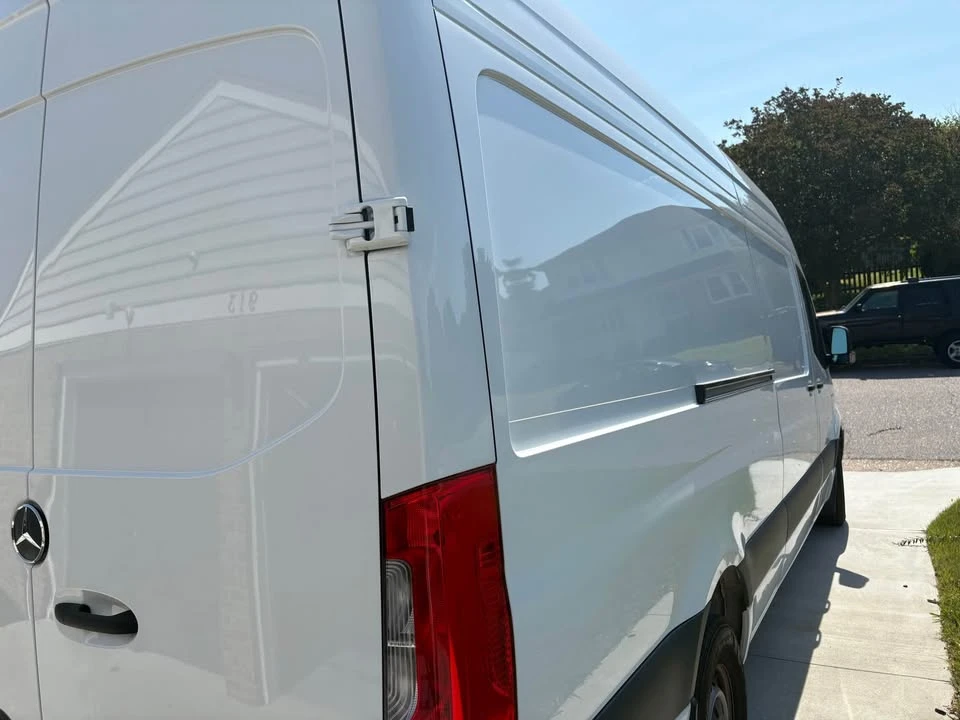 2024 Mercedes-Benz VS30 Sprinter - Image 2 of 12