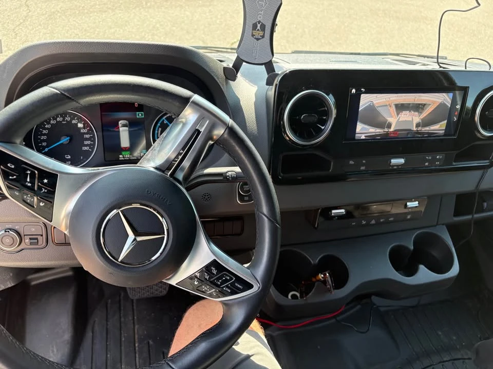 2024 Mercedes-Benz VS30 Sprinter - Image 9 of 12