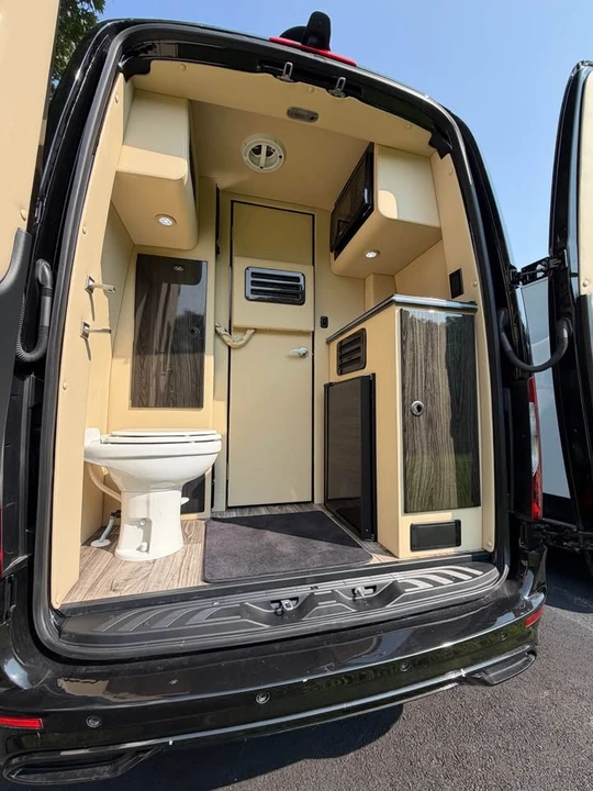 2024 Mercedes-Benz VS30 Sprinter - Image 14 of 16