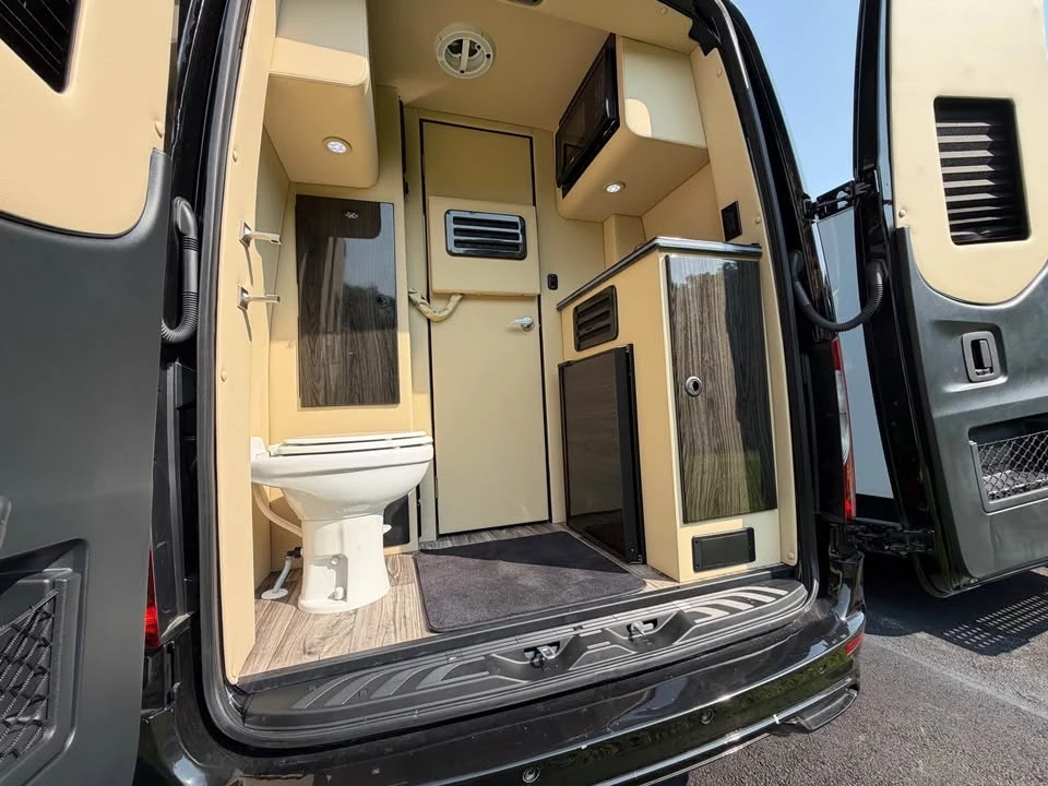 2024 Mercedes-Benz VS30 Sprinter - Image 15 of 16