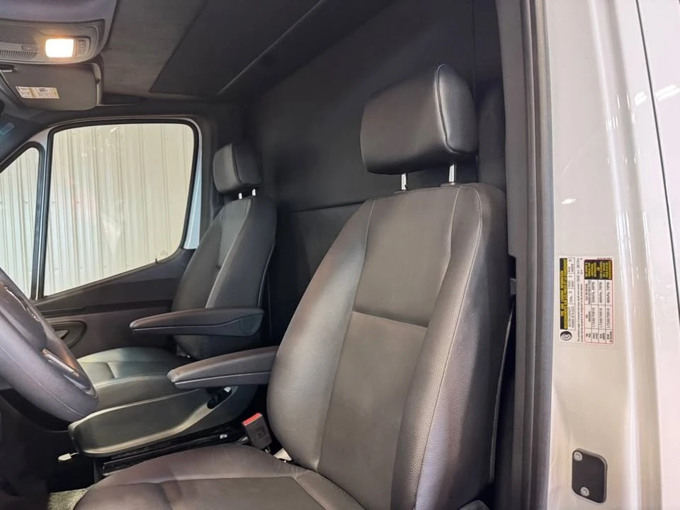 2024 Mercedes-Benz VS30 Sprinter - Image 11 of 20