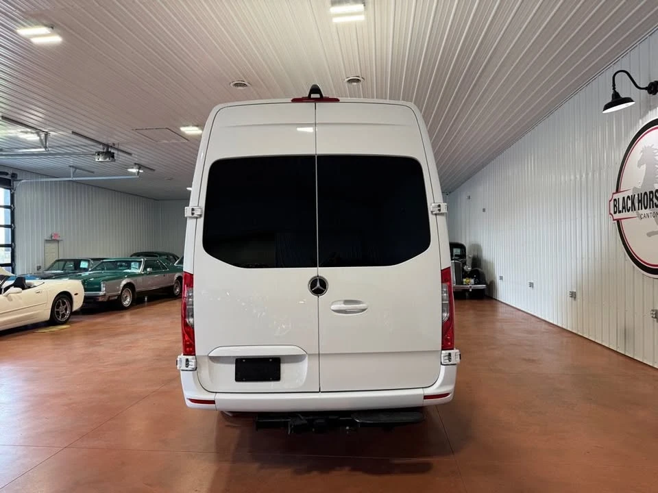 2024 Mercedes-Benz VS30 Sprinter - Image 8 of 20