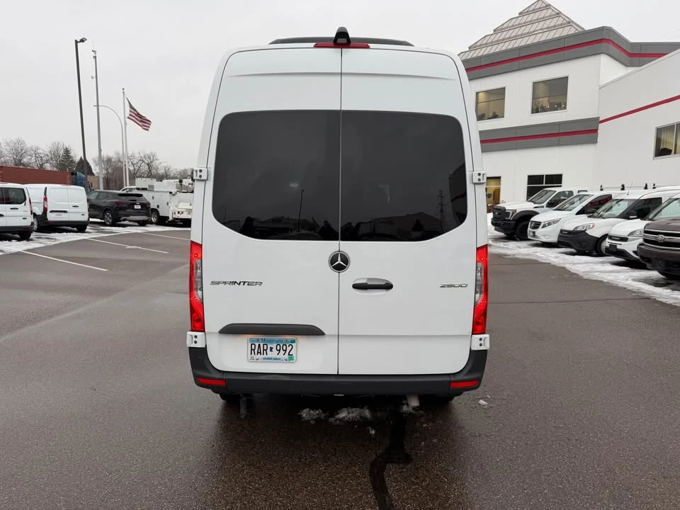 2024 Mercedes-Benz VS30 Sprinter - Image 4 of 18
