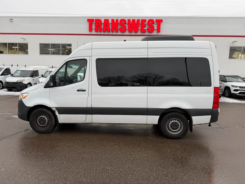 2024 Mercedes-Benz VS30 Sprinter - Image 2 of 18