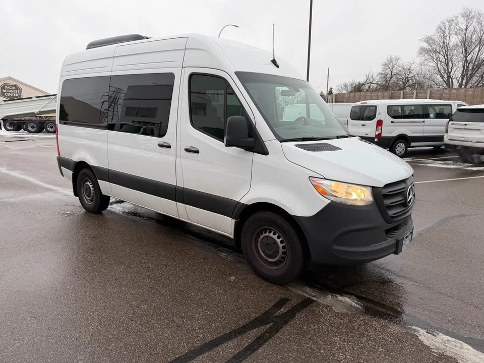 2024 Mercedes-Benz VS30 Sprinter - Image 6 of 18