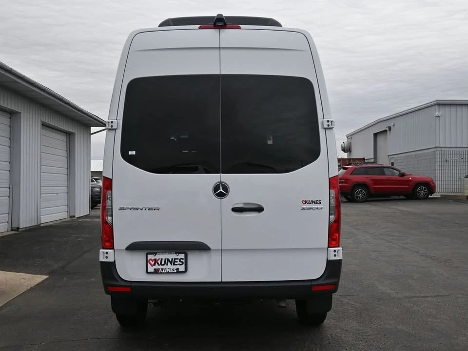 2024 Mercedes-Benz VS30 Sprinter - Image 4 of 14