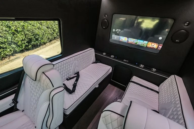 2024 Mercedes-Benz VS30 Sprinter - Image 15 of 18