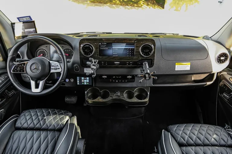2024 Mercedes-Benz VS30 Sprinter - Image 8 of 20