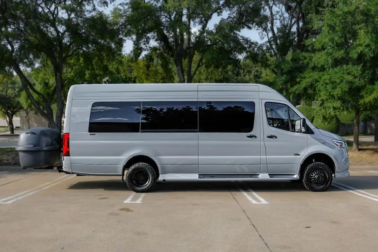 2024 Mercedes-Benz VS30 Sprinter - Image 3 of 20