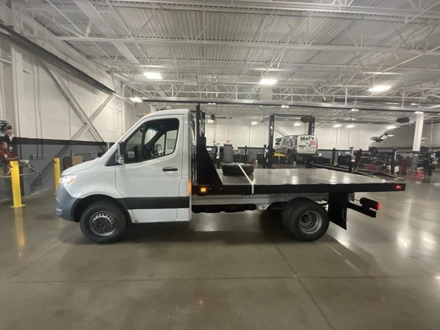 2024 Mercedes-Benz VS30 Sprinter - Image 2 of 7