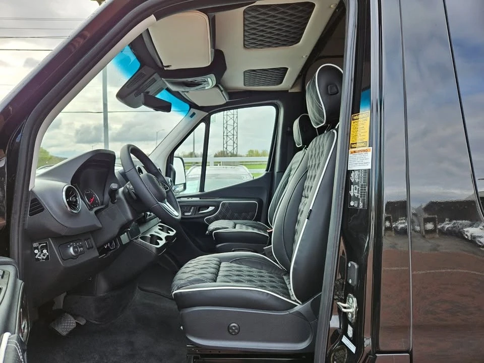 2024 Mercedes-Benz VS30 Sprinter - Image 10 of 20