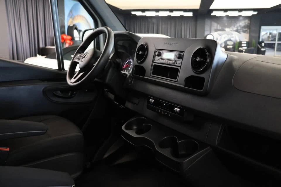 2024 Mercedes-Benz VS30 Sprinter - Image 11 of 12