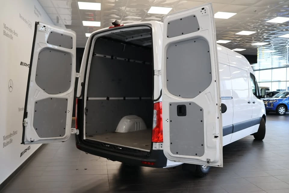 2024 Mercedes-Benz VS30 Sprinter - Image 5 of 12
