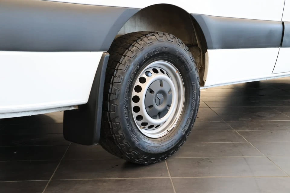 2024 Mercedes-Benz VS30 Sprinter - Image 3 of 12