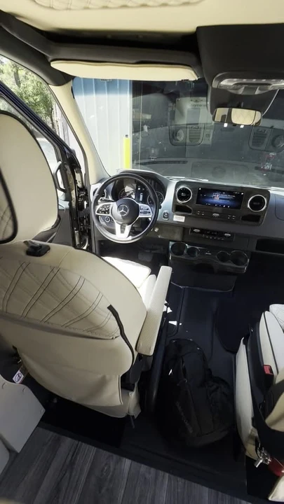 2024 Mercedes-Benz VS30 Sprinter - Image 5 of 5