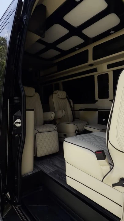2024 Mercedes-Benz VS30 Sprinter - Image 5 of 5