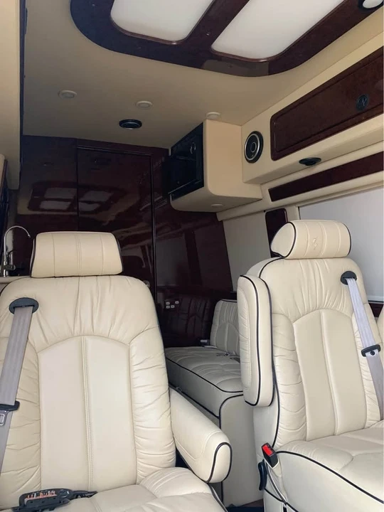 2024 Mercedes-Benz VS30 Sprinter - Image 6 of 17