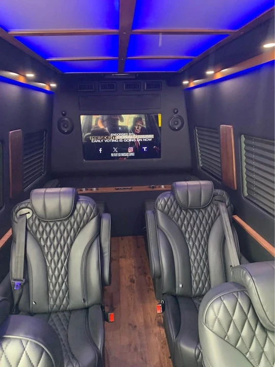2024 Mercedes-Benz VS30 Sprinter - Image 10 of 17