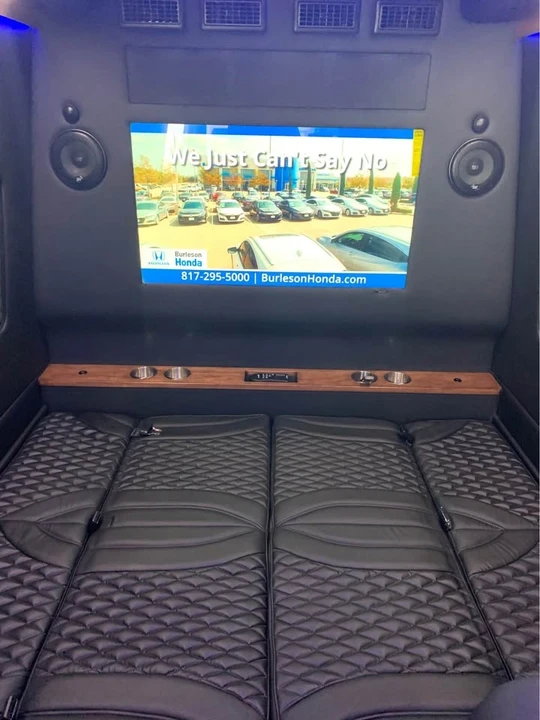 2024 Mercedes-Benz VS30 Sprinter - Image 11 of 17