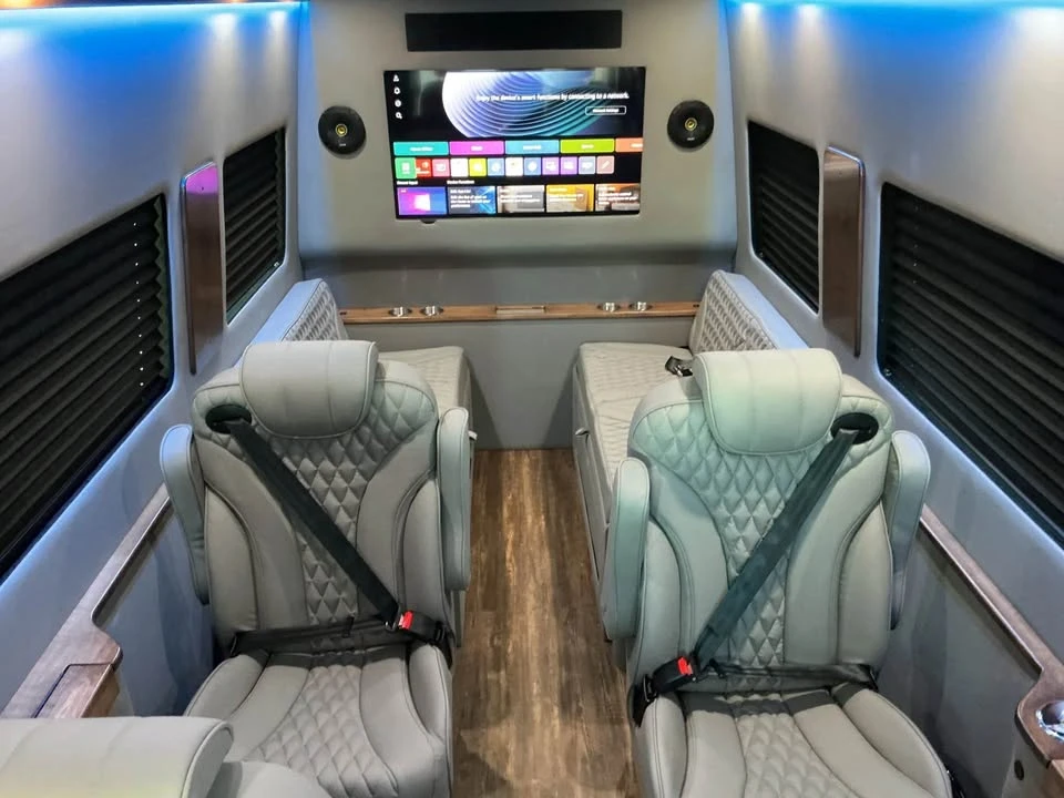 2024 Mercedes-Benz VS30 Sprinter - Image 8 of 18