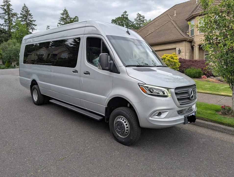 2024 Mercedes-Benz VS30 Sprinter - Image 4 of 22
