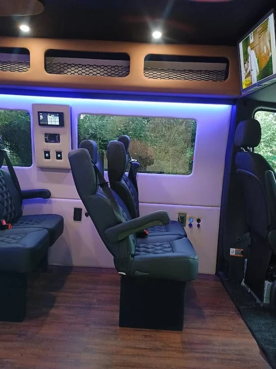 2024 Mercedes-Benz VS30 Sprinter - Image 8 of 22