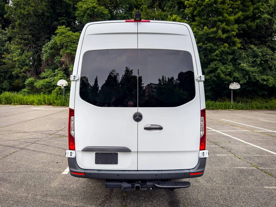 2024 Mercedes-Benz VS30 Sprinter - Image 4 of 24