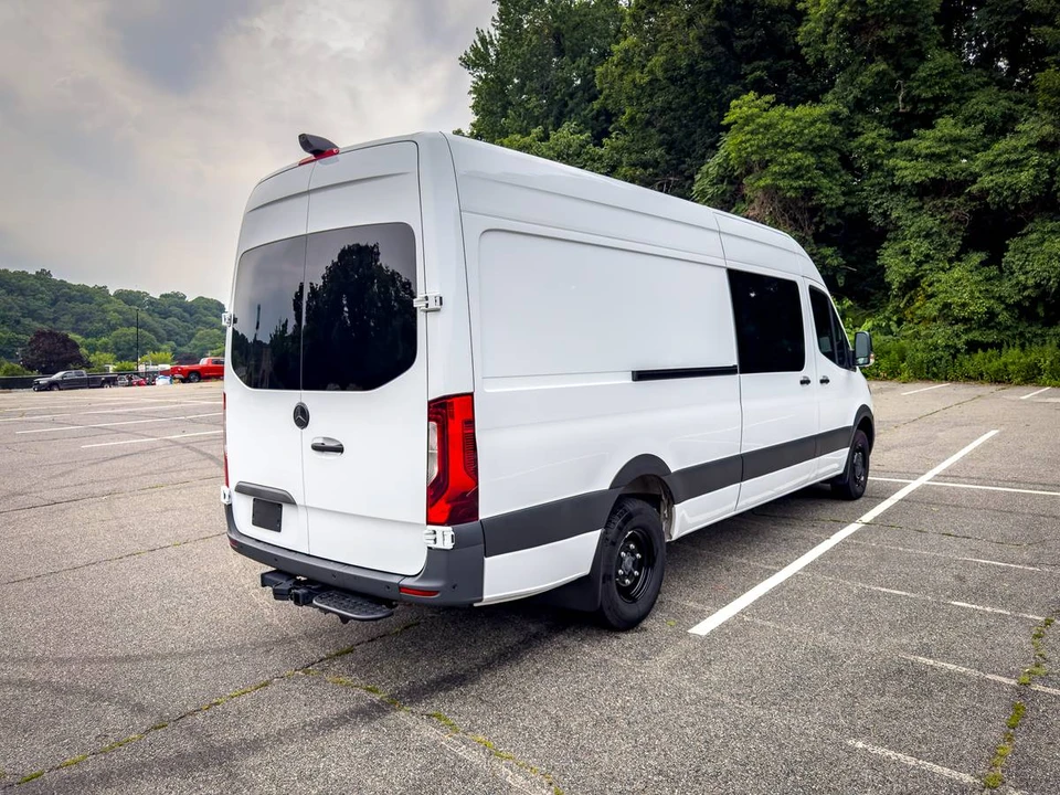 2024 Mercedes-Benz VS30 Sprinter - Image 5 of 24