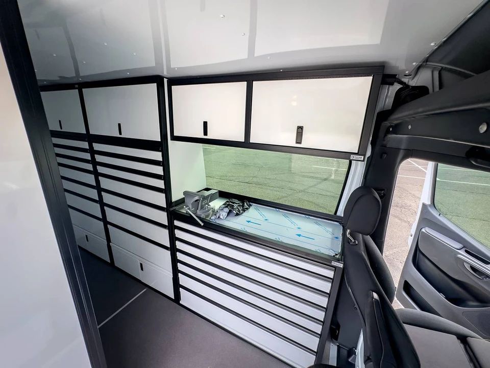 2024 Mercedes-Benz VS30 Sprinter - Image 17 of 24