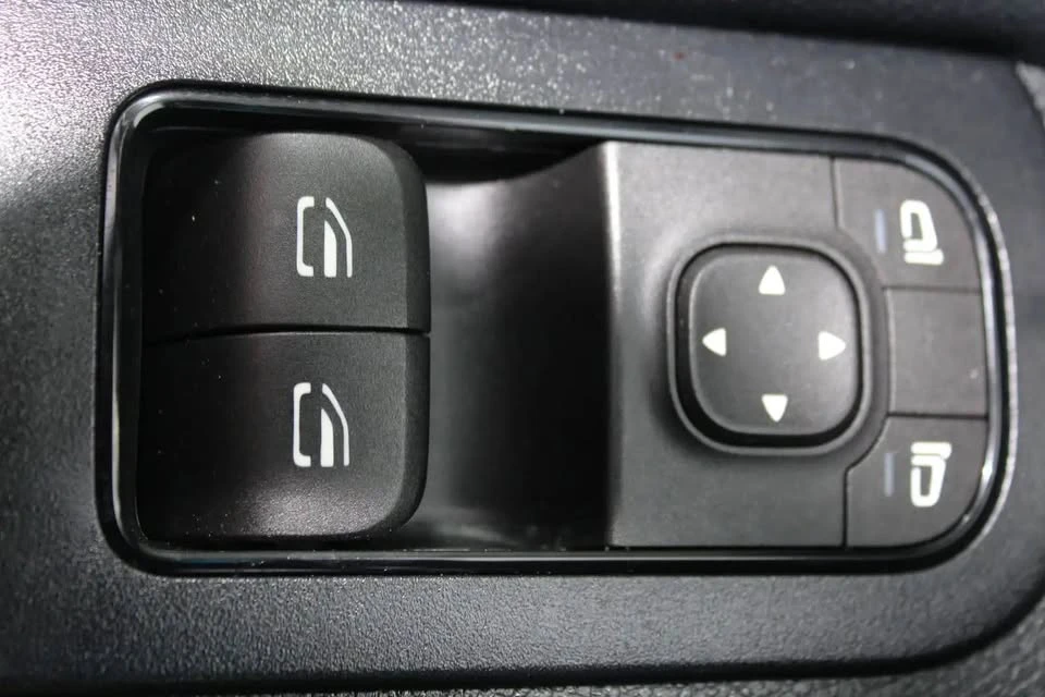 2024 Mercedes-Benz VS30 Sprinter - Image 16 of 20
