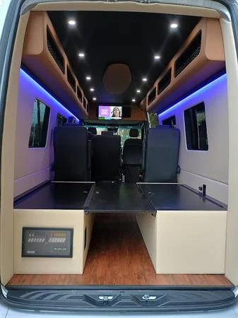 2024 Mercedes-Benz VS30 Sprinter - Image 8 of 19