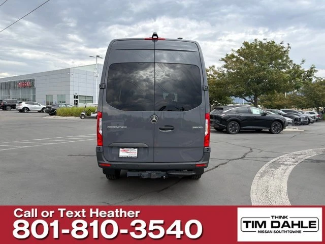 2024 Mercedes-Benz VS30 Sprinter - Image 4 of 9