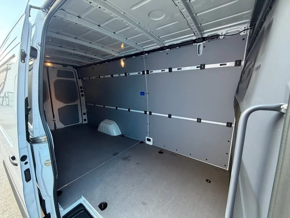 2024 Mercedes-Benz VS30 Sprinter - Image 4 of 12