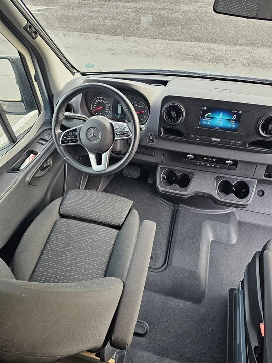 2024 Mercedes-Benz VS30 Sprinter - Image 11 of 30