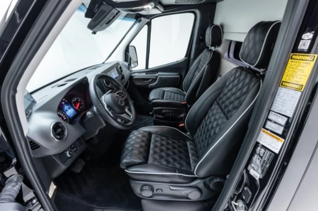 2024 Mercedes-Benz VS30 Sprinter - Image 4 of 9