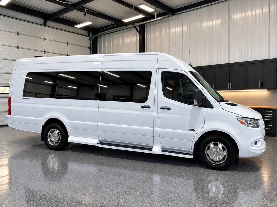2024 Mercedes-Benz VS30 Sprinter - Image 8 of 14