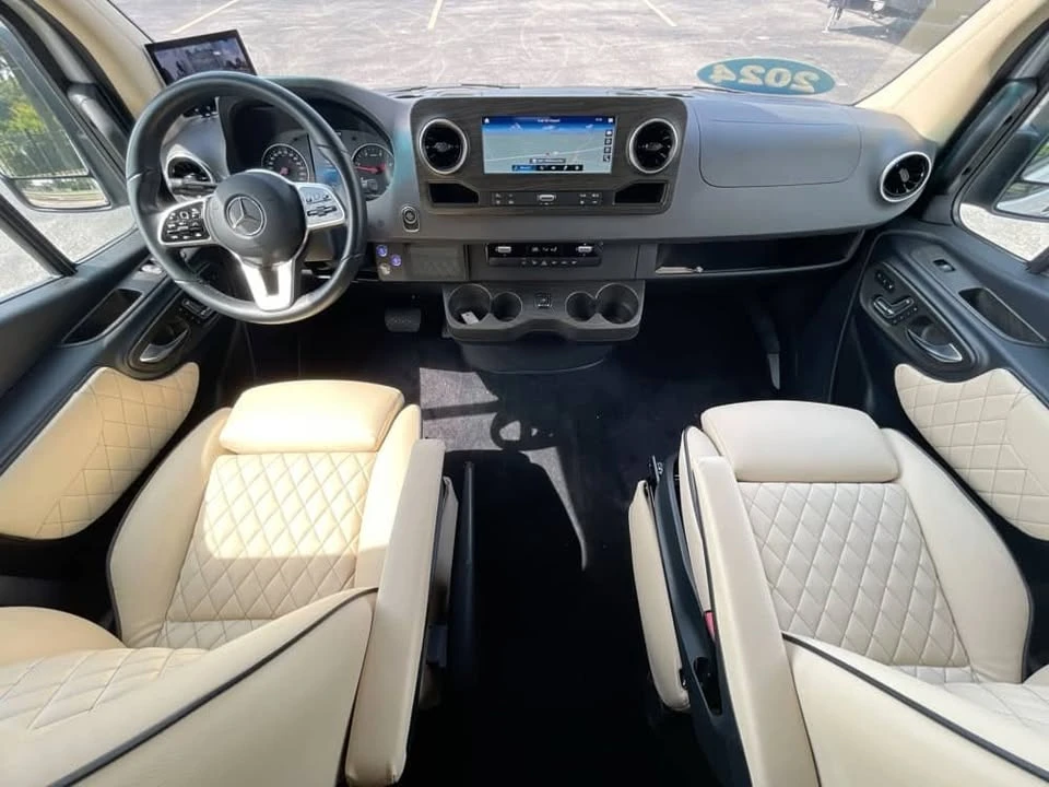 2024 Mercedes-Benz VS30 Sprinter - Image 2 of 20