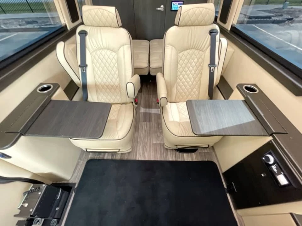 2024 Mercedes-Benz VS30 Sprinter - Image 11 of 20