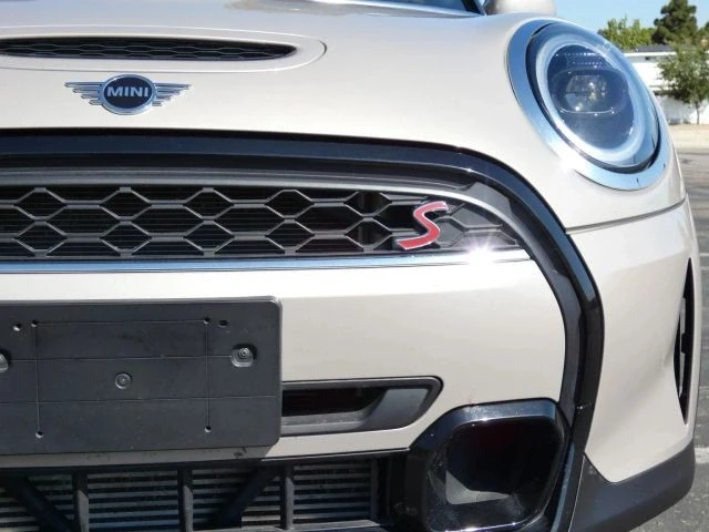 2024 Mini Mini Cooper S 3rd Gen - Image 16 of 21