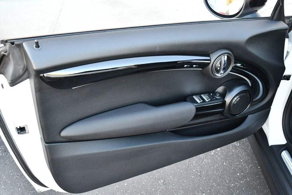2024 Mini Mini Cooper S 3rd Gen - Image 11 of 31