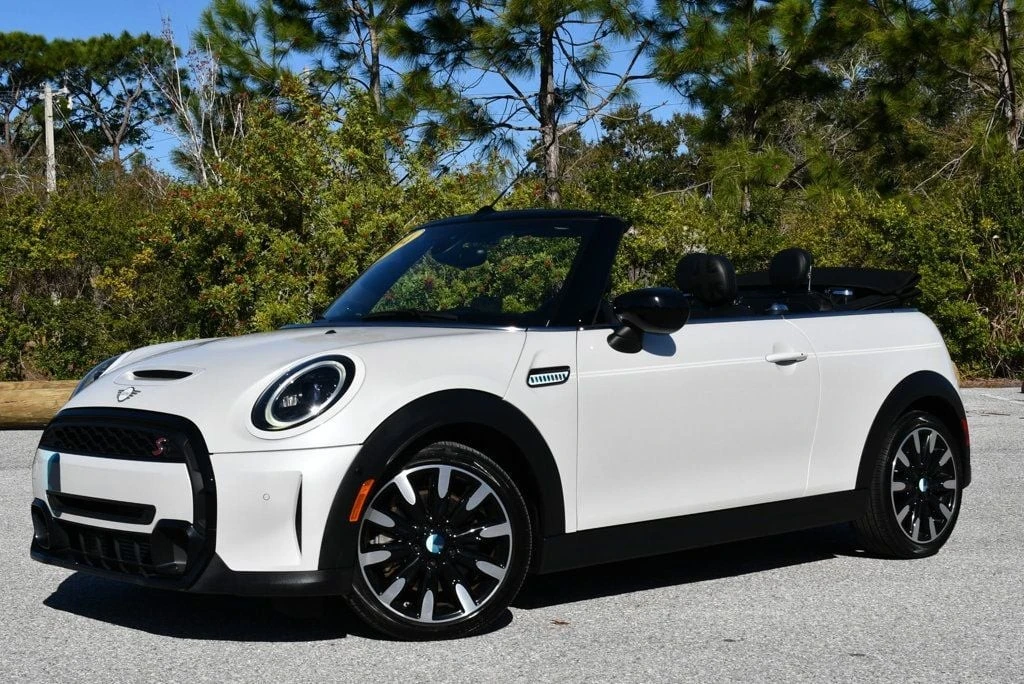 2024 Mini Mini Cooper S 3rd Gen - Image 26 of 31