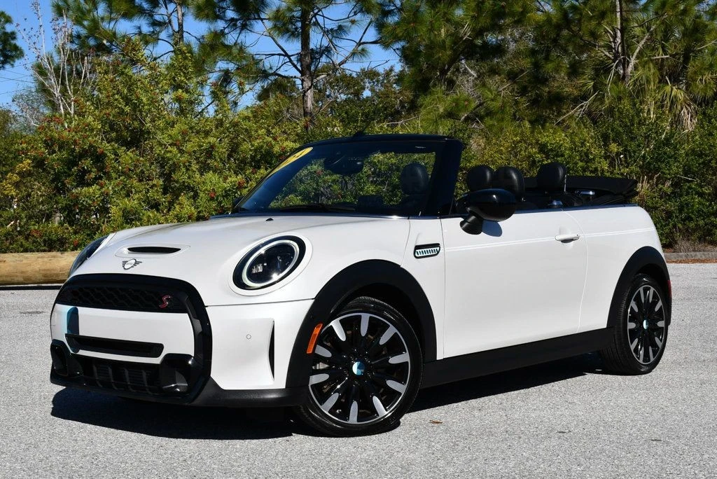 2024 Mini Mini Cooper S 3rd Gen - Image 23 of 31