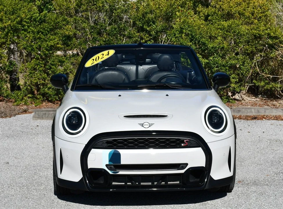 2024 Mini Mini Cooper S 3rd Gen - Image 9 of 31