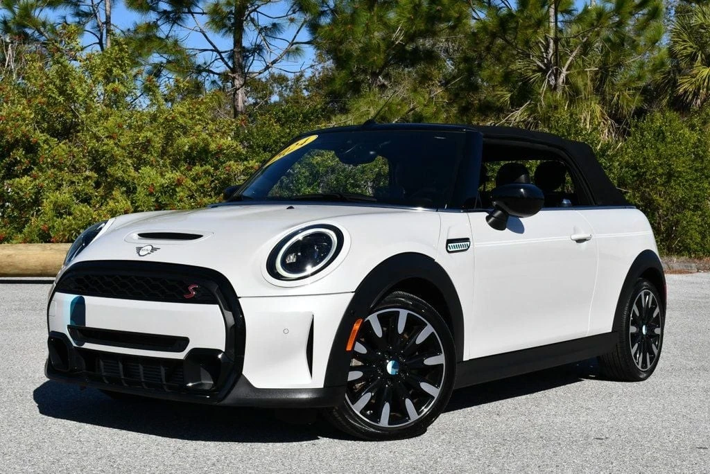 2024 Mini Mini Cooper S 3rd Gen - Image 29 of 31