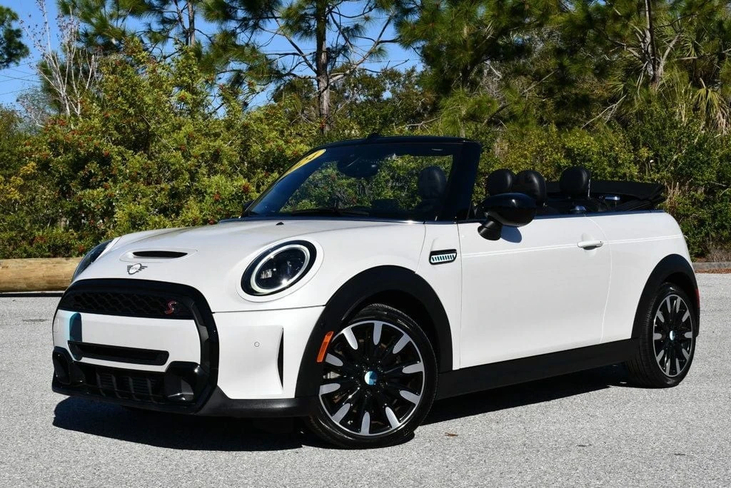 2024 Mini Mini Cooper S 3rd Gen - Image 25 of 31